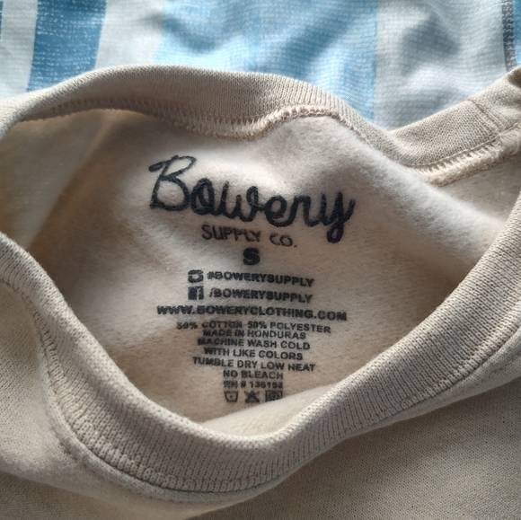 Men's Crewneck Sweater Small Beige - Picture 2 of 3